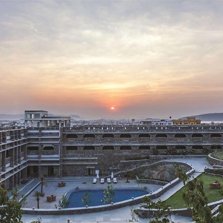 Ramada Udaipur Resort&Spa Bagian luar foto