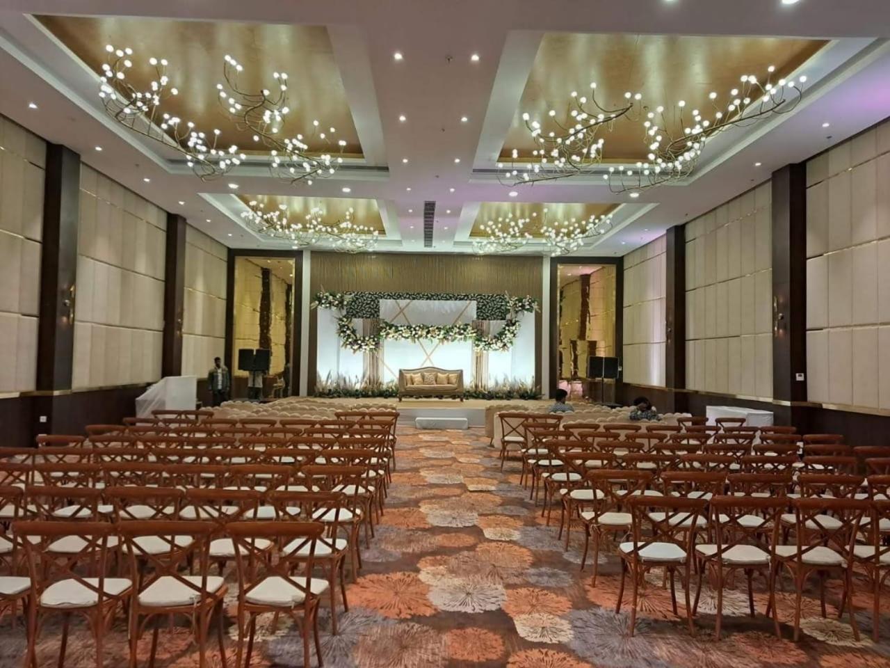 Ramada Udaipur Resort&Spa Bagian luar foto