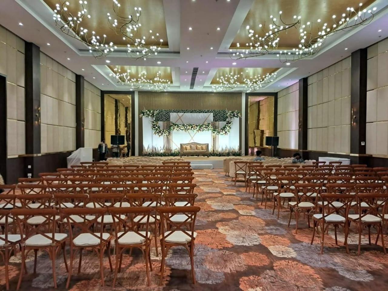 Ramada Udaipur Resort&Spa Bagian luar foto
